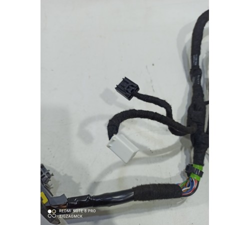 Электропроводка двери (передняя левая)