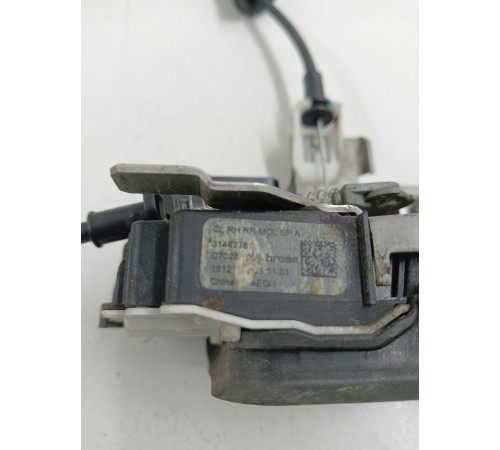 Замок двери задний правый