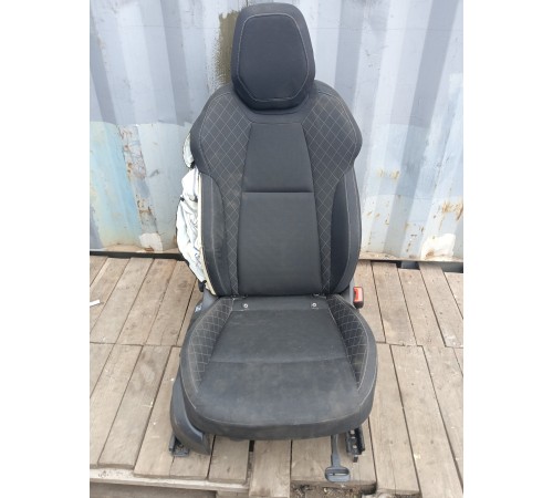 Сиденье переднее правое