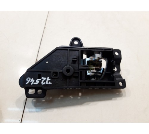 Ручка двери (передняя, левая, внутренняя)