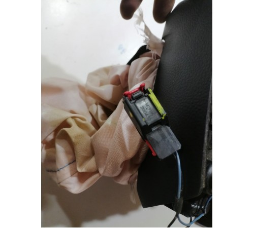 Подушка безопасности водителя