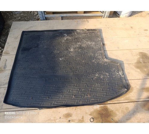 Коврик багажника