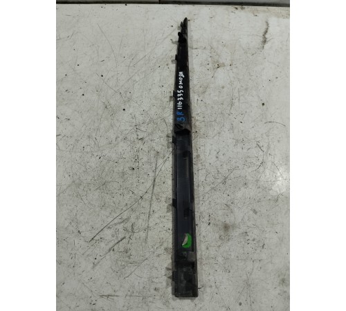 Накладка (молдинг) двери задняя правая