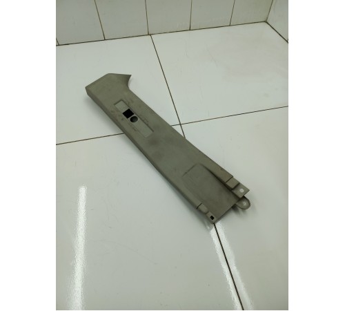 Обшивка стойки левая верхняя