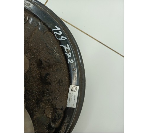 Поворотный кулак задний левый