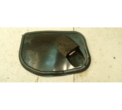 Заглушка двери передней правой