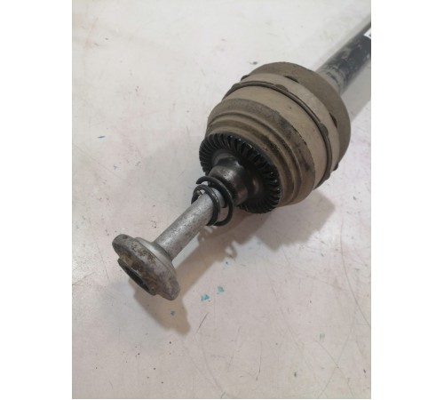 Привод , полуось задний правый