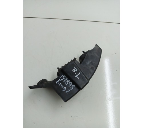 Кронштейн заднего бампера левый