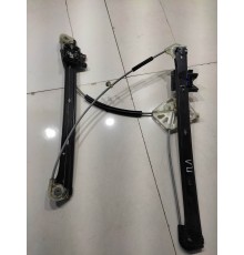 Стеклоподъемник (передний левый)