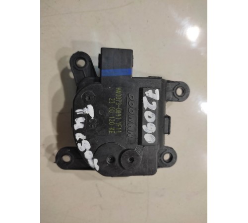 Моторчик привода заслонок отопителя