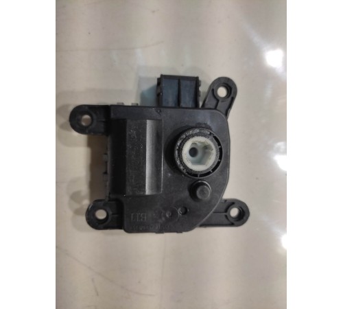 Моторчик привода заслонок отопителя