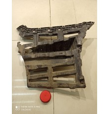 Кронштейн заднего бампера(правый)