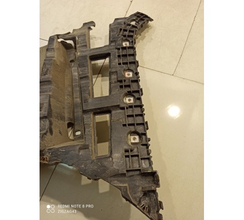 Кронштейн заднего бампера(правый)