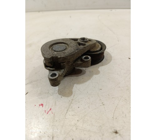 Ролик-натяжитель