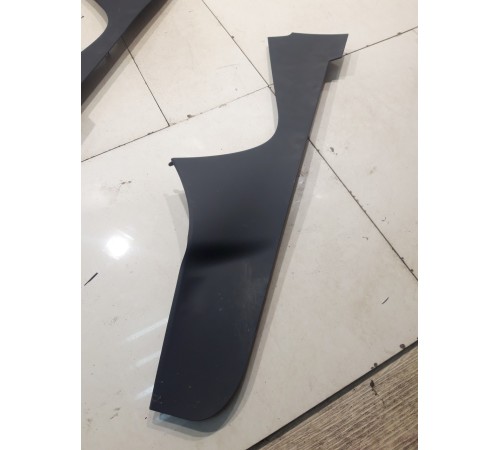 Накладка центральной консоли (левая)