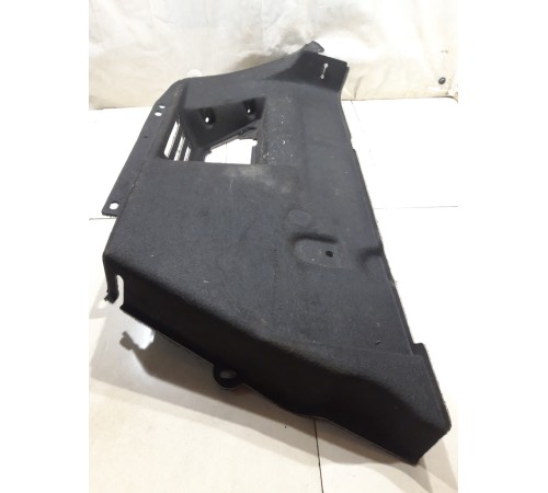 Обшивка багажника правая