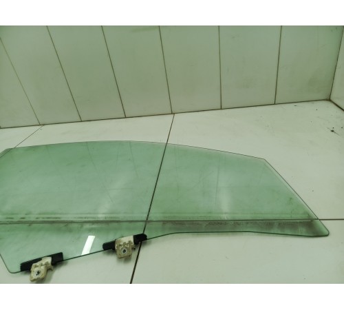 Стекло двери переднее правое
