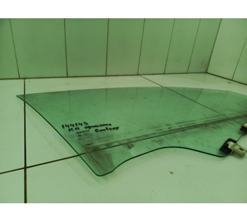 Стекло двери переднее правое