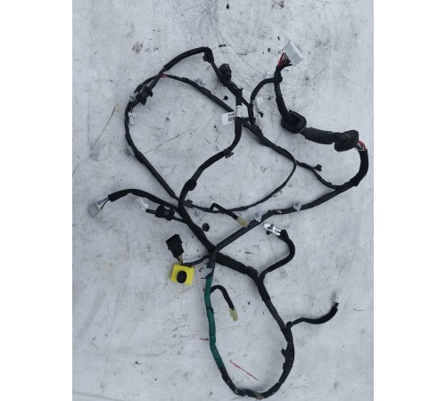 Электропроводка крышки багажника