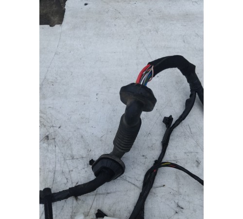 Электропроводка крышки багажника