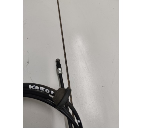 Трос открывания капота