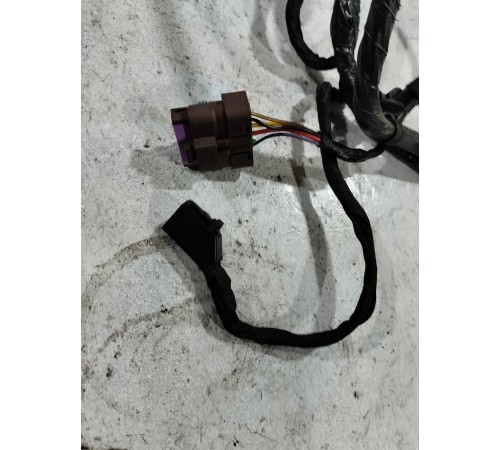 Электропроводка двери передняя левая