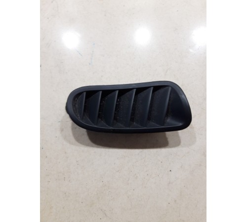 Воздушный дефлектор левый