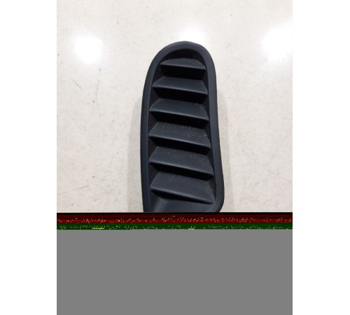 Воздушный дефлектор левый