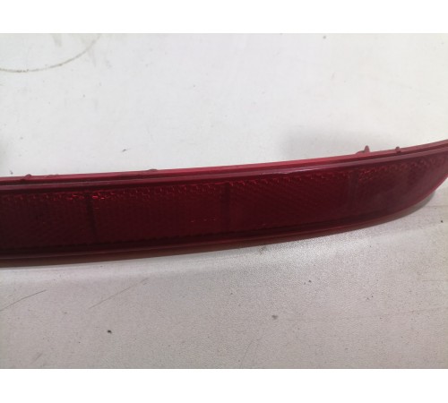 Катафот светоотражатель заднего бампера левый