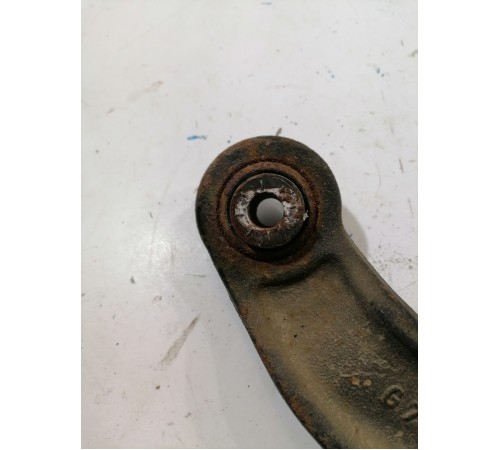 Рычаг подвески задний левый верхний