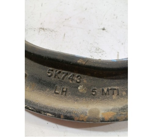 Рычаг подвески задний левый верхний