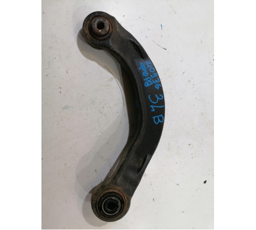 Рычаг подвески задний левый верхний