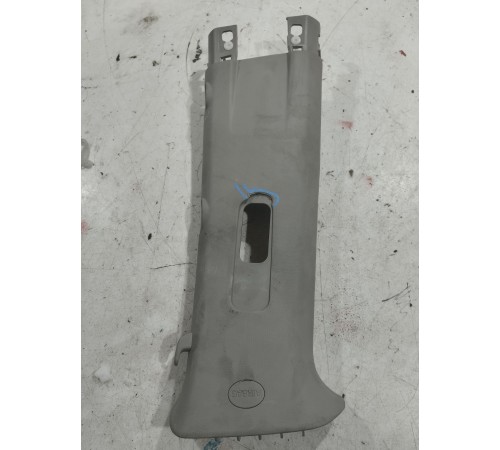 Обшивка центральной стойки(правая верхняя)