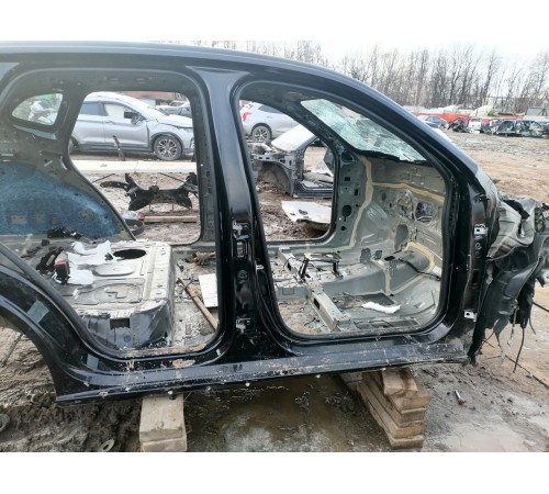 Порог правый с центральной стойкой