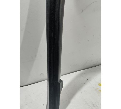 Накладка рамки двери (задняя правая)