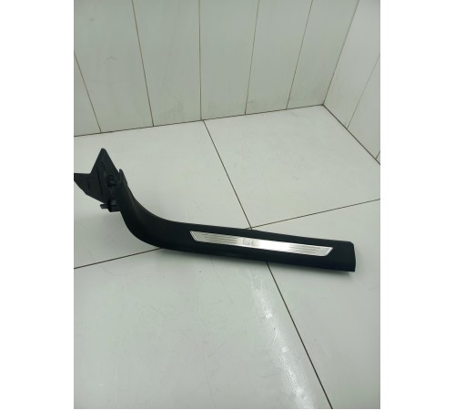 Накладка порога передняя левая