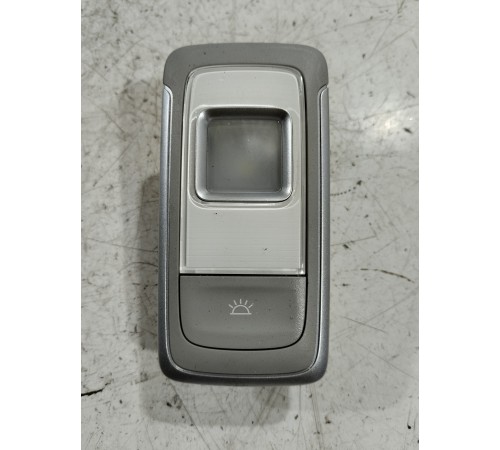 Плафон салона правый