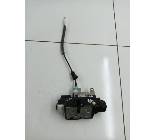 Замок двери задний левый