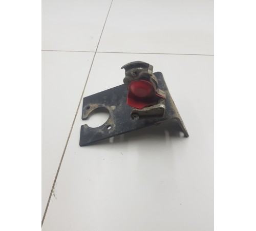 Клапан кран тормозной системы правый