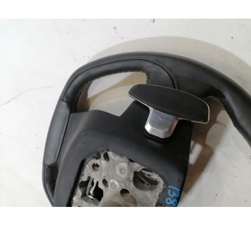 Рулевое колесо в сборе с многофункциональными кнопками