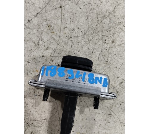 Ограничитель двери задний левый