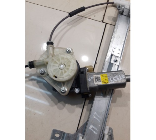 Стеклоподъемник (передний, правый)