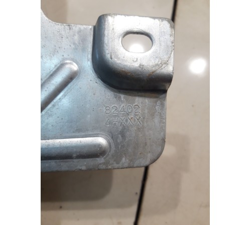 Стеклоподъемник (передний, правый)