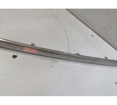 Молдинг заднего бампера