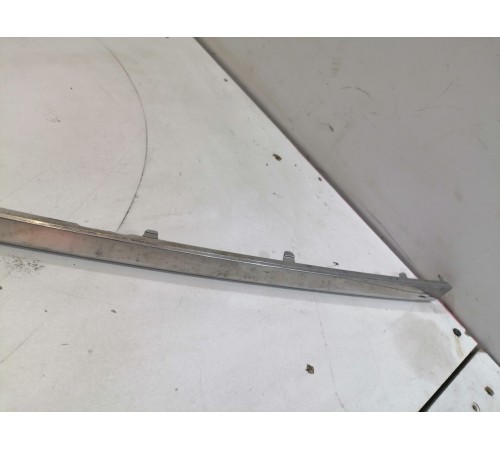 Молдинг заднего бампера