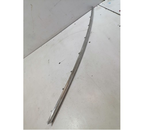 Молдинг заднего бампера