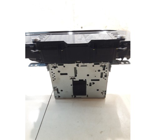 Мультимедиа(магнитола)