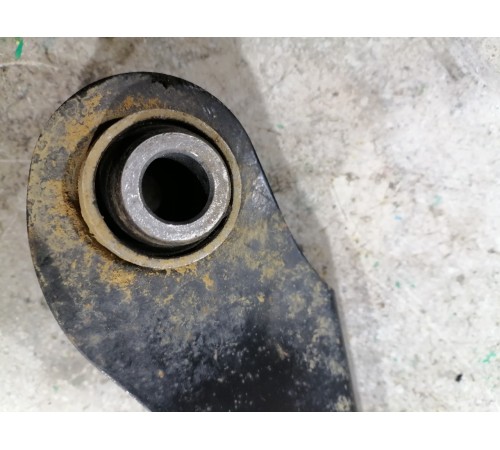 Рычаг задний 