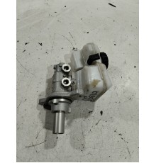 Цилиндр тормозной главный Bosch