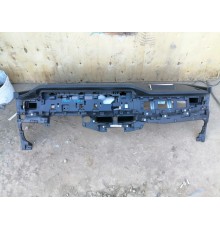 Панель передняя,торпедо